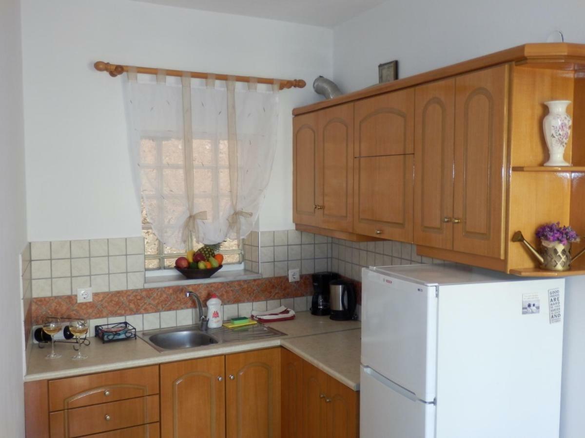 Charisma Apartment Platanés المظهر الخارجي الصورة